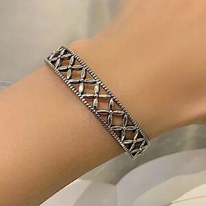 Sterling Silver Hollow Out Minimalist Bangle Bracelet